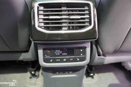 New Volkswagen ID.6 Crozz 2025