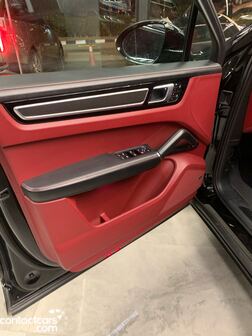 Porsche Cayenne 2022