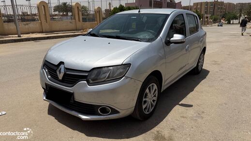 Renault Sandero 2015