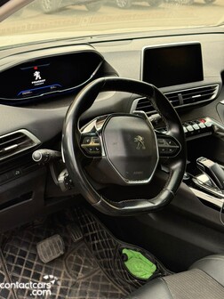 Peugeot 3008 2021