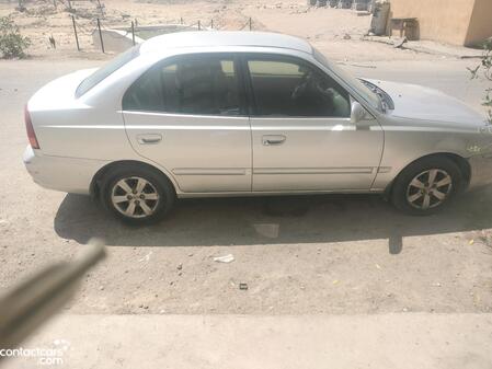 Hyundai Verna 2004