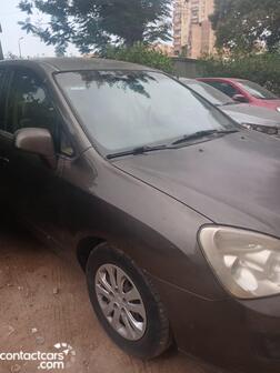 Used Kia Carens 2012