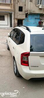 Used Kia Carens 2009