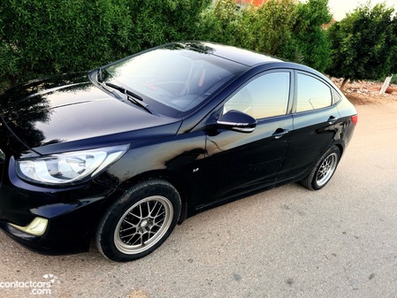Hyundai Accent 2012