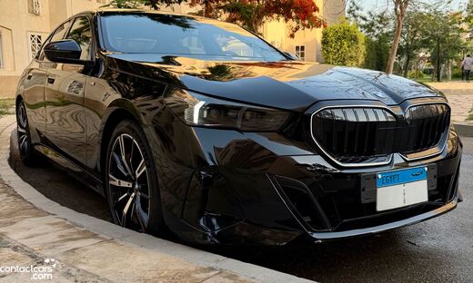 بي ام دبليو 520i 2025 مستعملة