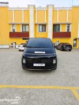 Hyundai Staria 2025