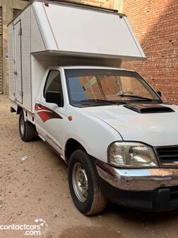 Used Nissan Pick up 2014