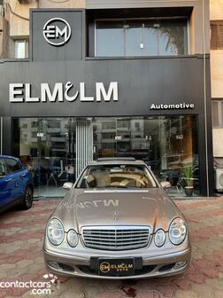 Mercedes E320 2004