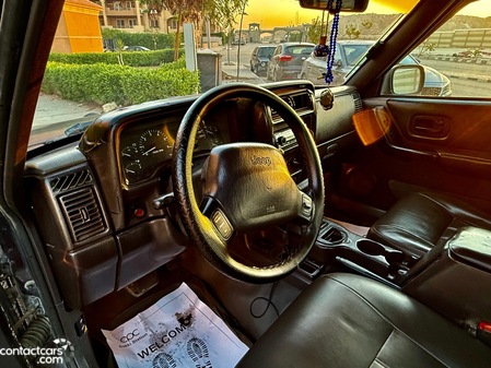 Used Jeep Cherokee 1999