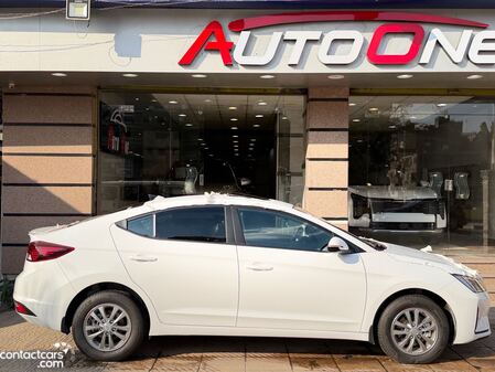 New Hyundai Elantra AD 2026