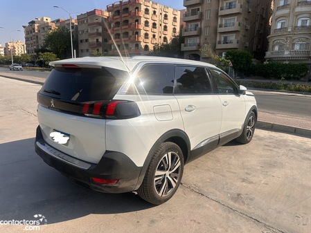 Peugeot 5008 2020