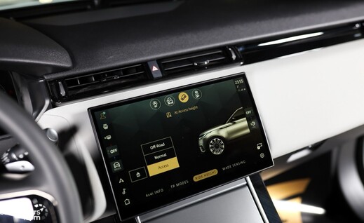 New Range Rover Velar 2025