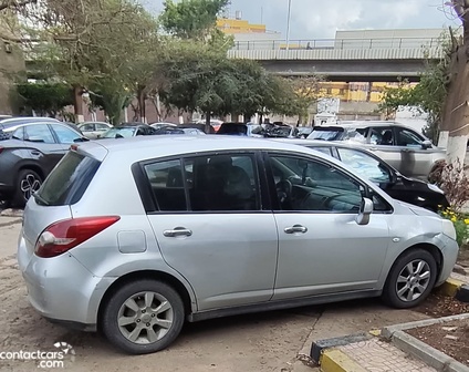 Used Nissan Tiida 2009