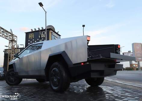 New Tesla cybertruck 2025