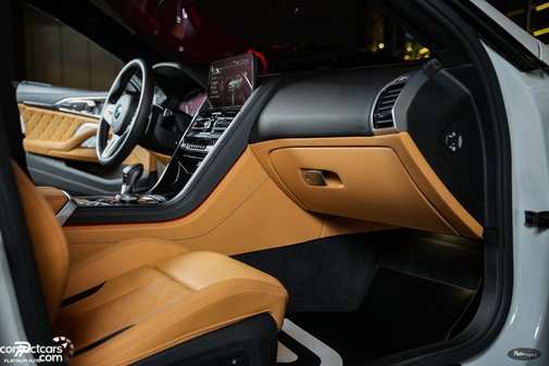 New BMW M8 2025