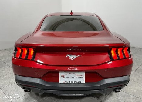 Ford Mustang 2024