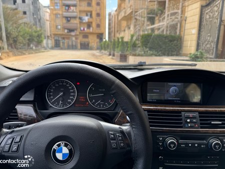 بي ام دبليو 320i 2009 مستعملة