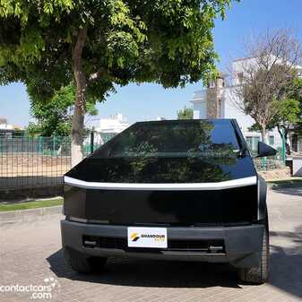 Tesla cybertruck 2024