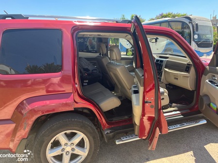 Used Jeep Cherokee 2010