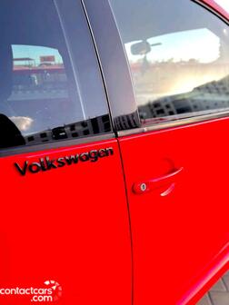 Used Volkswagen Beetles 2001