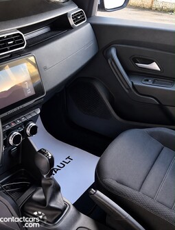 Used Renault Duster 2025