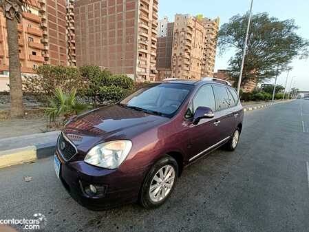 Used Kia Carens 2011
