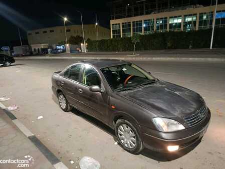 Nissan Sunny 2016