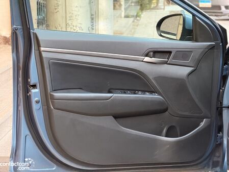 Used Hyundai Elantra AD 2025