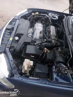 Mazda 323 2002
