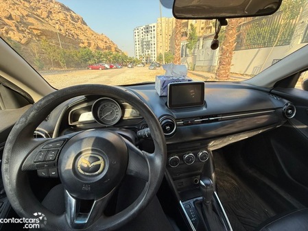Mazda 2 2017