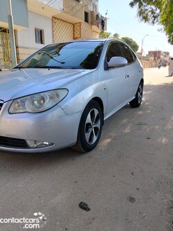 Hyundai Avante 2009