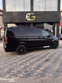 مرسيدس V300 2024 جديدة