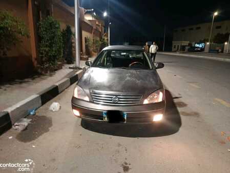 Used Nissan Sunny 2016