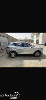 MG ZS 2025