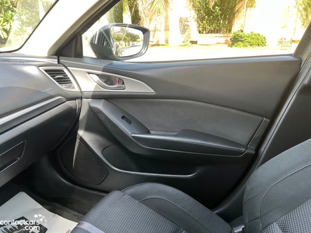 Mazda 3 2019