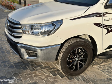 New Toyota Hilux 2025