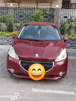 Used Peugeot 208 2015