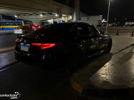 Alfa Romeo Giulia 2021