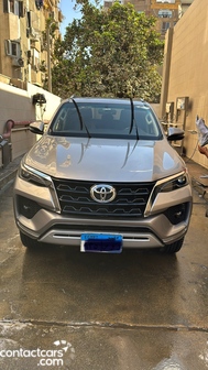 Toyota Fortuner 2022