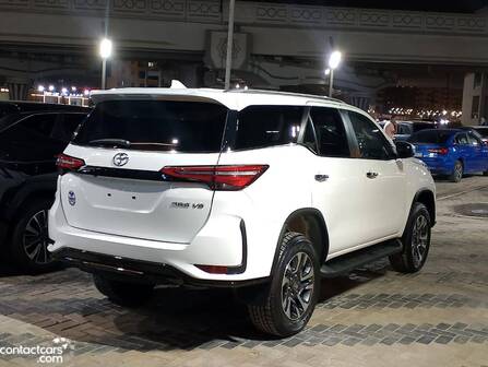 Toyota Fortuner 2027