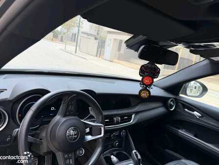 Used Alfa Romeo Stelvio 2024