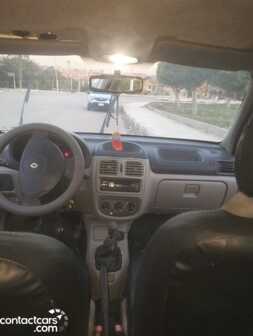Used Renault Clio 2003
