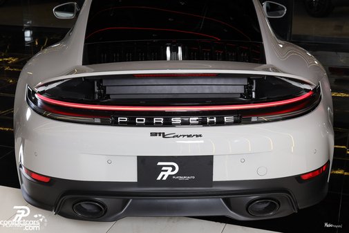 New Porsche 911 Carrera 2025