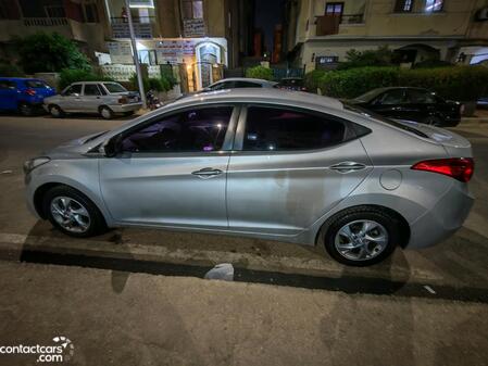 Used Hyundai Avante 2014