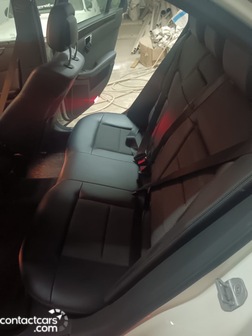 Mercedes E200 2011