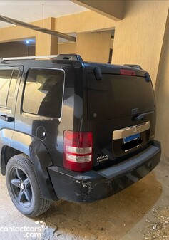 Used Jeep Cherokee 2010