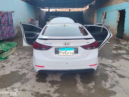Used Hyundai Avante 2014