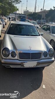 Used Mercedes E200 1996