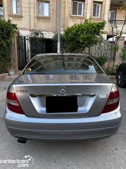 Used Mercedes C200 2013