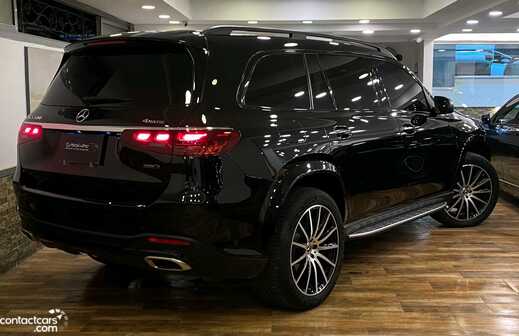 Used Mercedes GLS 580 2025